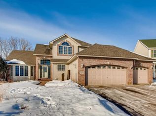 9544 Kirkwood Way N, Maple Grove, MN 55369