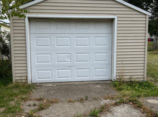 2348 Bonner St, Ferndale, MI 48220