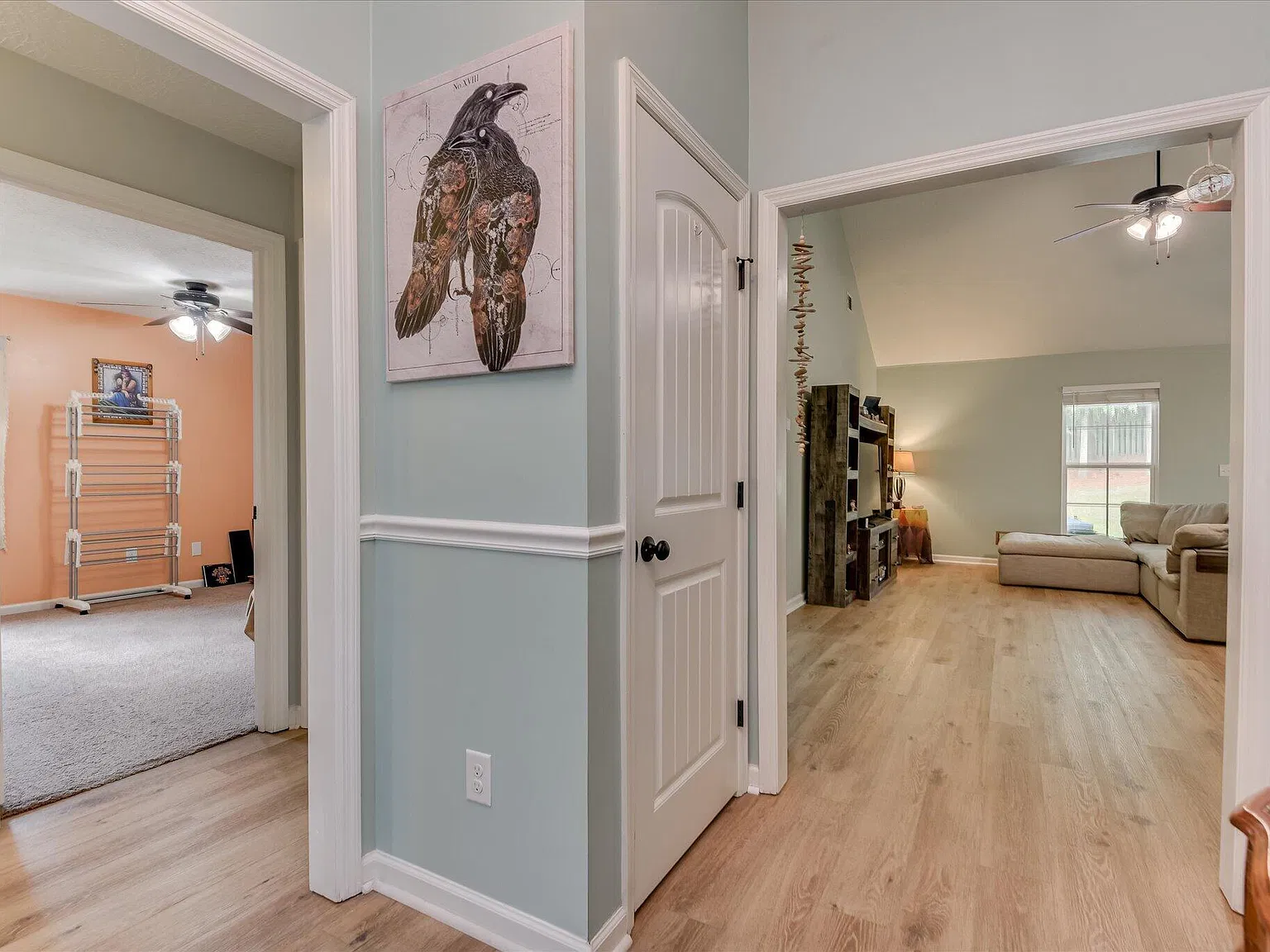 3 bed, 2.0 bath, 1672 sqft, $1,995 — Photo 3