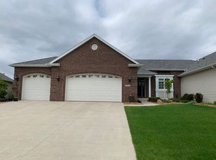 3015 Burnham Dr, Ames, IA 50010