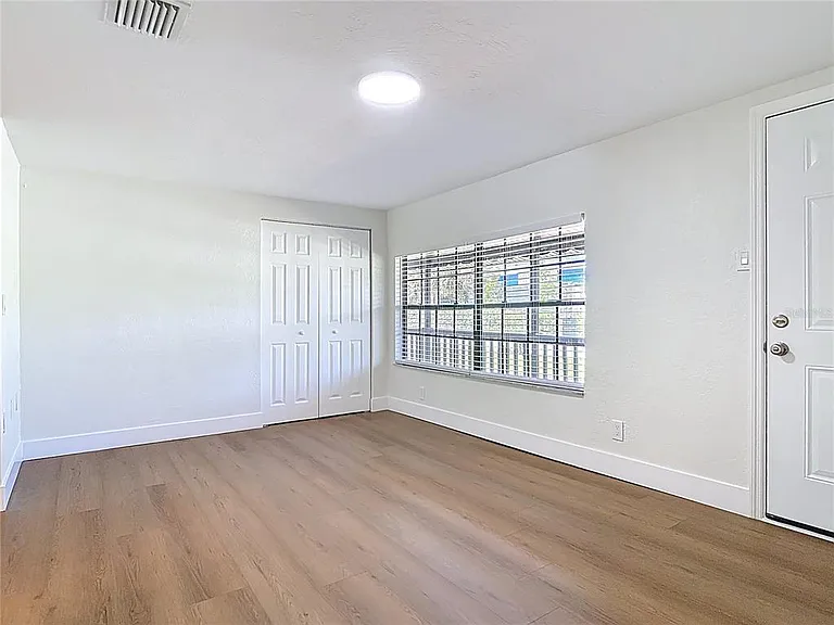 1415 Frances Dr — Photo 4