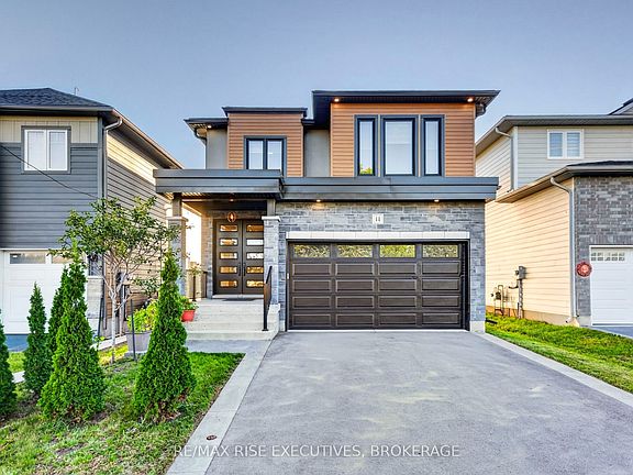 2nd image of 14 Park Cres