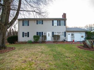 22 Eisenhower Pl, South Kingstown, RI 02879