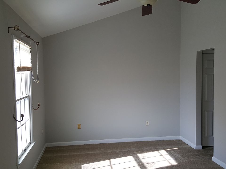 1st image of 4106 Hampstead Ln