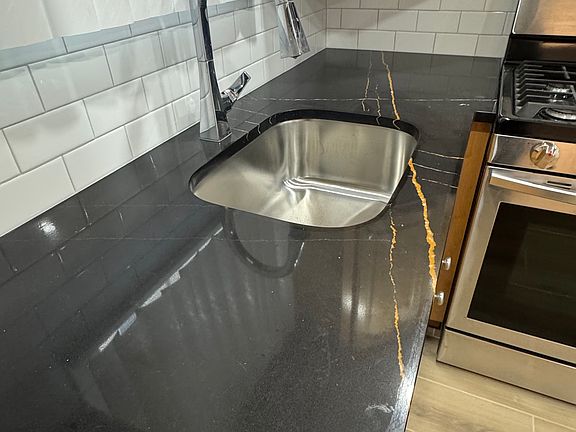 4th image of 80 Mulberry Ave Floor 2