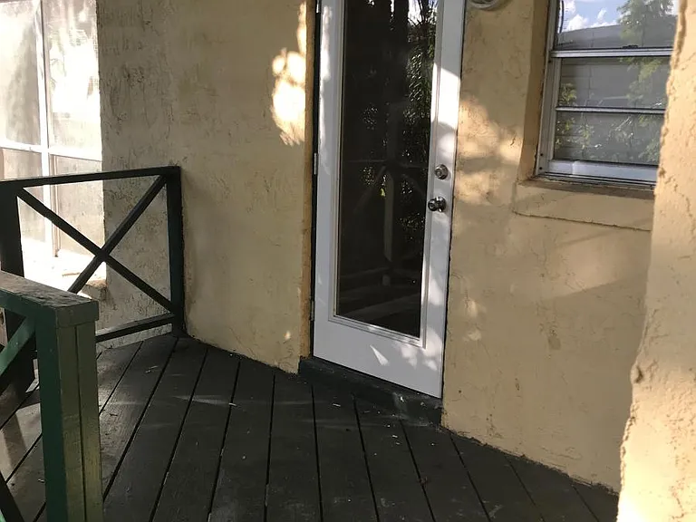 1610 E Ridgewood St — Photo 18