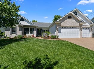 1425 Loganberry Dr, Saint Peters, MO 63376