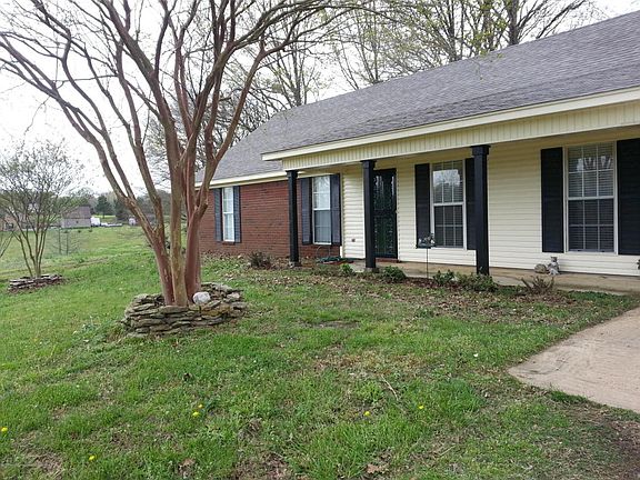 2nd image of 9825 Fox Hill Dr
