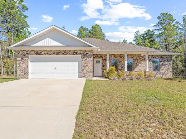 148 Wildwood Lakes Dr, Defuniak Springs, FL 32435