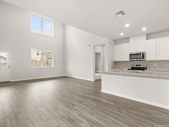 4th image of 7735 Jacksboro Drive