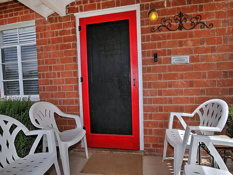 1919 W Earll Dr #2 — Photo 3