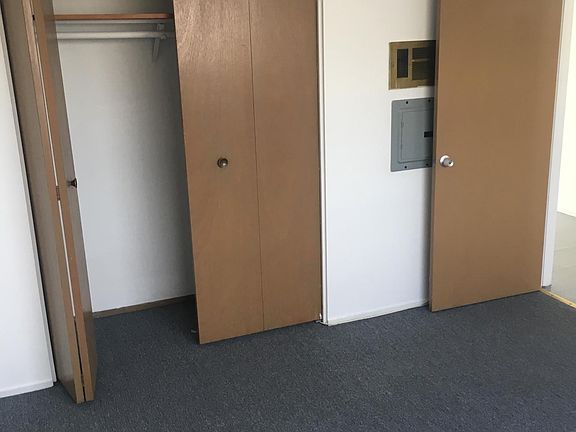 5th image of 1-5 Lowell St #1-4