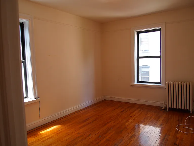 599 W 190th St #69 — Photo 3