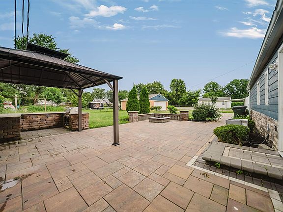 5th image of 724 Glendower Ave