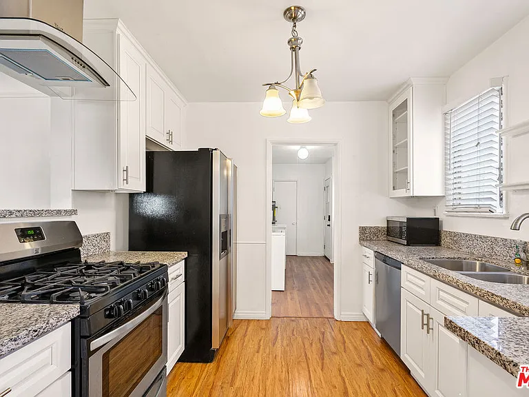 6086 Saturn St #6086 — Photo 11