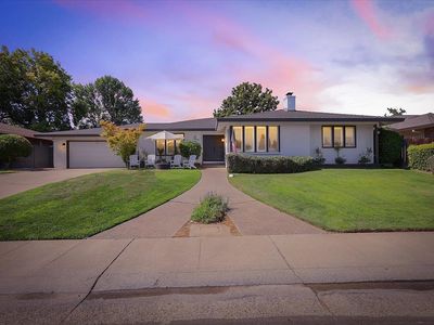 2656 American River Dr, Sacramento, CA, 95864