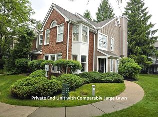 33 Hillsborough Ct, Rockaway, NJ 07866