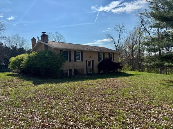 15536 Lewis Rd, Moores Hill, IN 47032