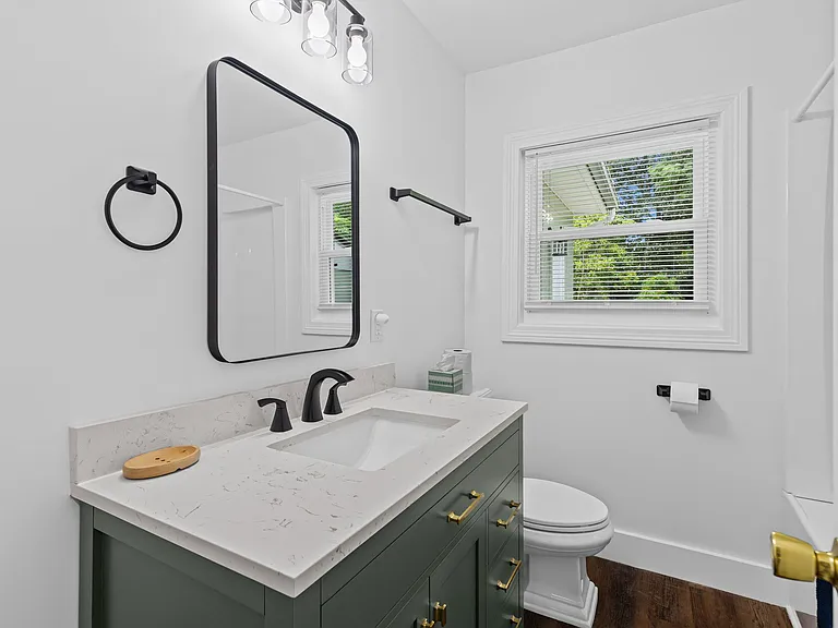 5473 Marie St — Photo 9