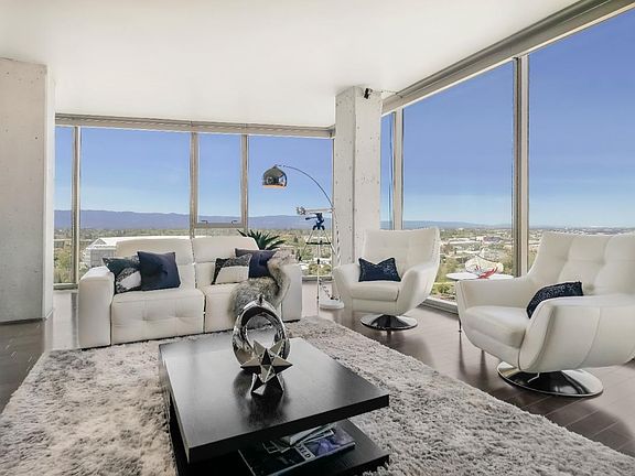 4th image of 38 N Almaden Blvd Unit 1711