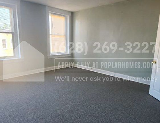 4th image of 1715 Guilford Ave #3