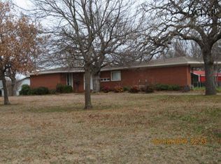 903 Coffield St, Bowie, TX 76230