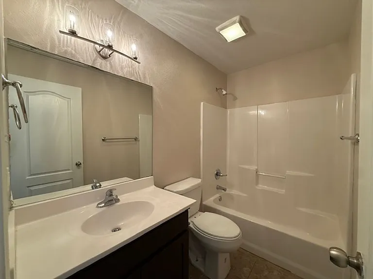 2521 La Parra Ln — Photo 10