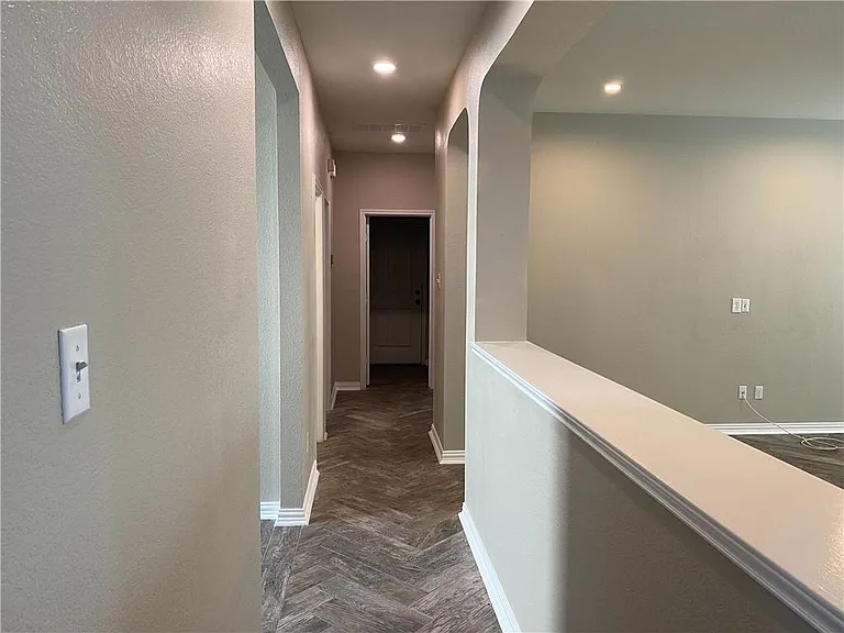 712 Estes Park — Photo 15