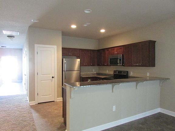 Kitchen/Entry Hall