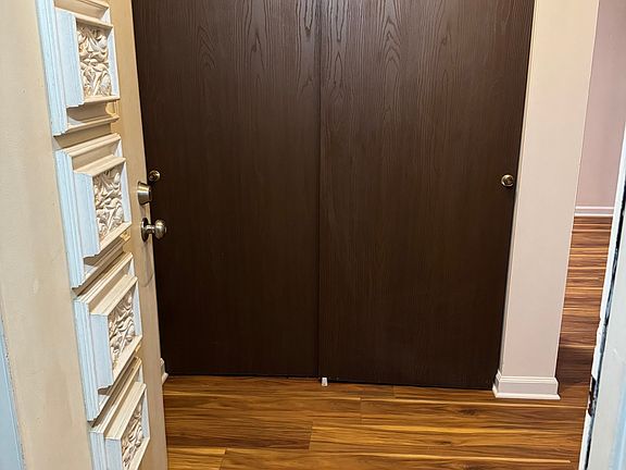 3rd image of 5108 Foxmoor Cir #5108