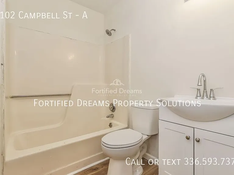 1102 Campbell St #A — Photo 12