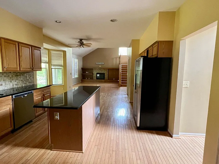 12130 Crestfield Ct — Photo 14