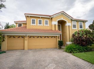 10072 Oak Quarry Dr, Orlando, FL 32832
