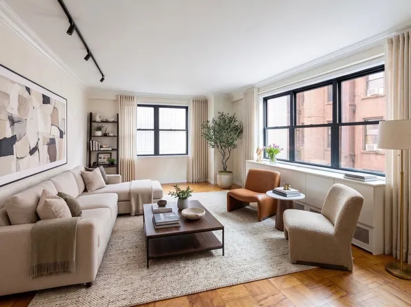 330 Third Avenue image 1 of 13