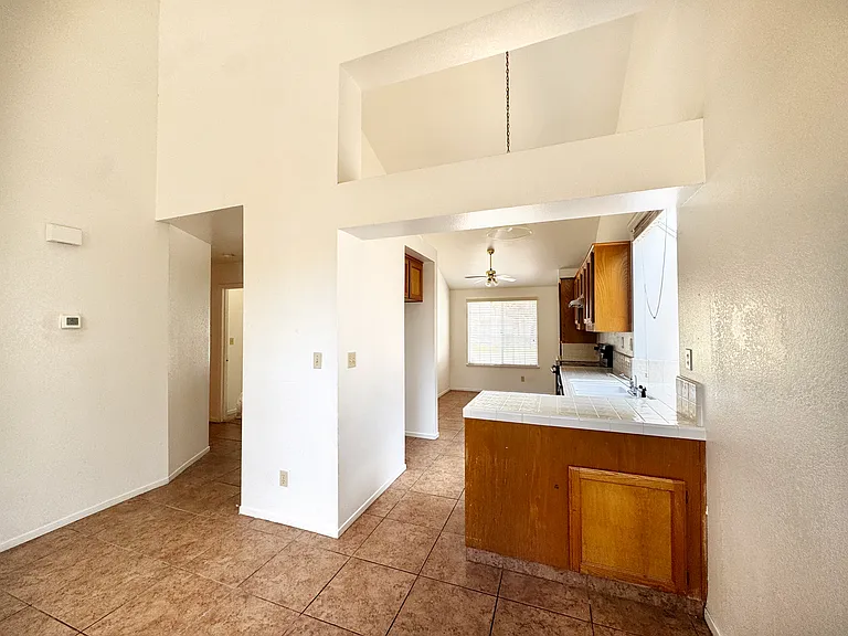 2101 E Pinedale Ave — Photo 5