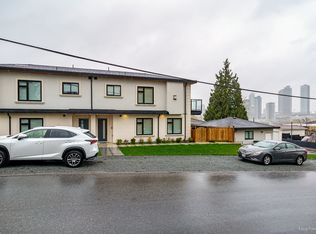 3087 Royal Oak Ave, Burnaby, BC V5G1B4