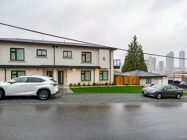 3087 Royal Oak Ave, Burnaby, BC V5G 1B4