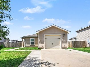 5835 Golden Cove Rd, Baytown, TX 77523