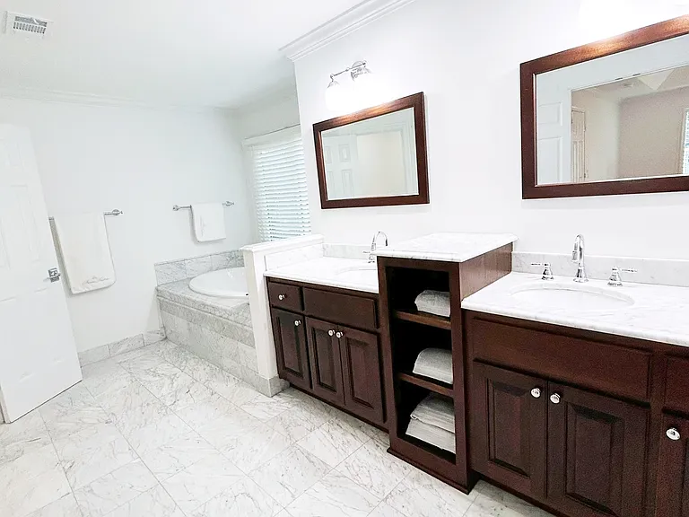 125 Ludwell Ct — Photo 37