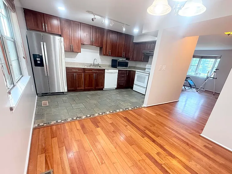 24 Alden Ct — Photo 13