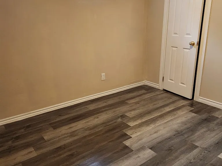 73 Hickory Heights Cres #LOWER — Photo 6
