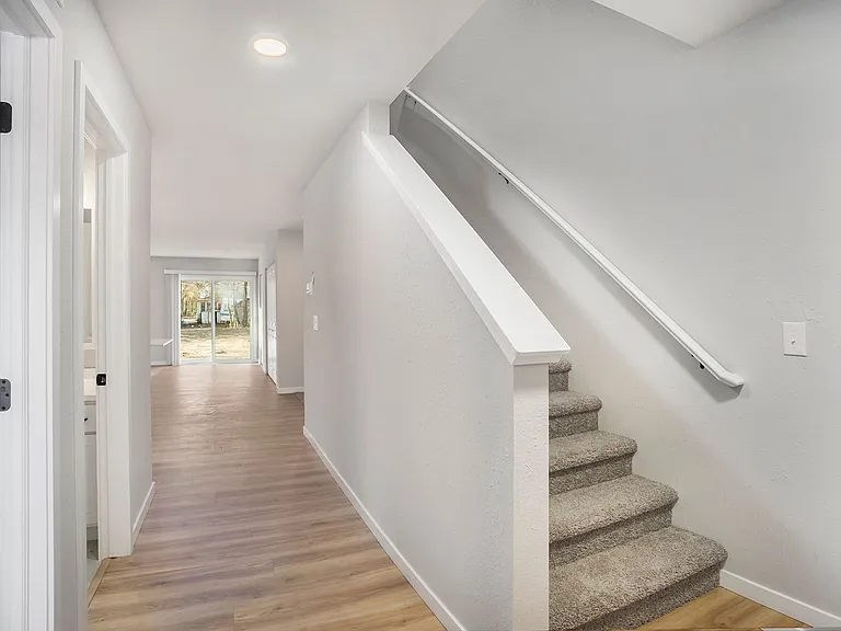 1113 N 9th St — Photo 11