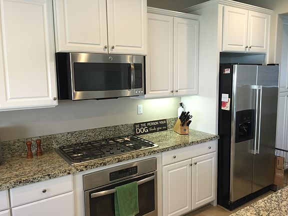 Upgraded Kitchen cabinets