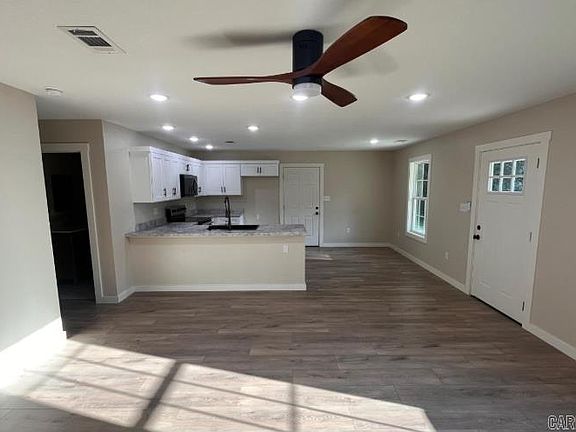 4th image of 2308 Mitzi Ln