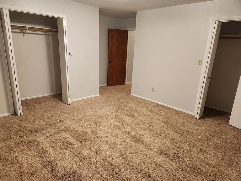 1821 N Kansas Ave — Photo 12