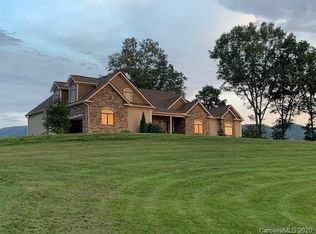 8 Spring Rain Dr, Fletcher, NC 28732