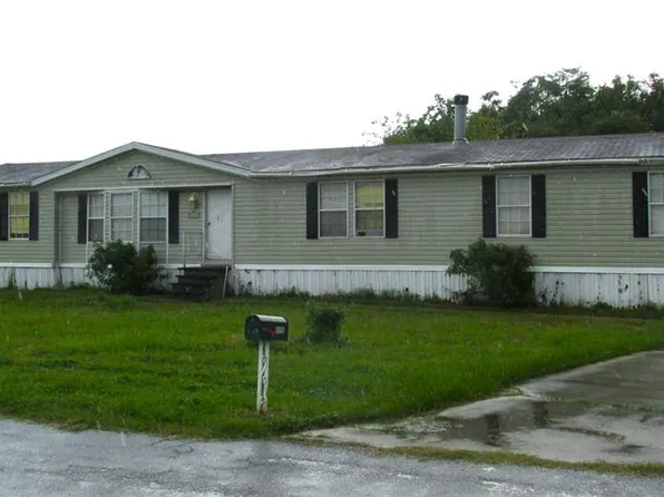 9150 Wood Terrace Dr, Tampa, FL 33637