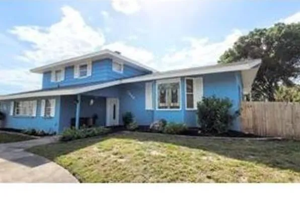3866 Allenwood St, Sarasota, FL 34232