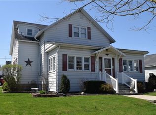 206 E 1st St, Rockford, OH 45882