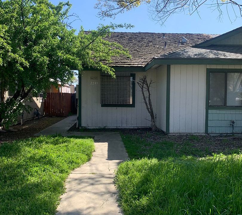 1st image of 2249 N 10th Ave
